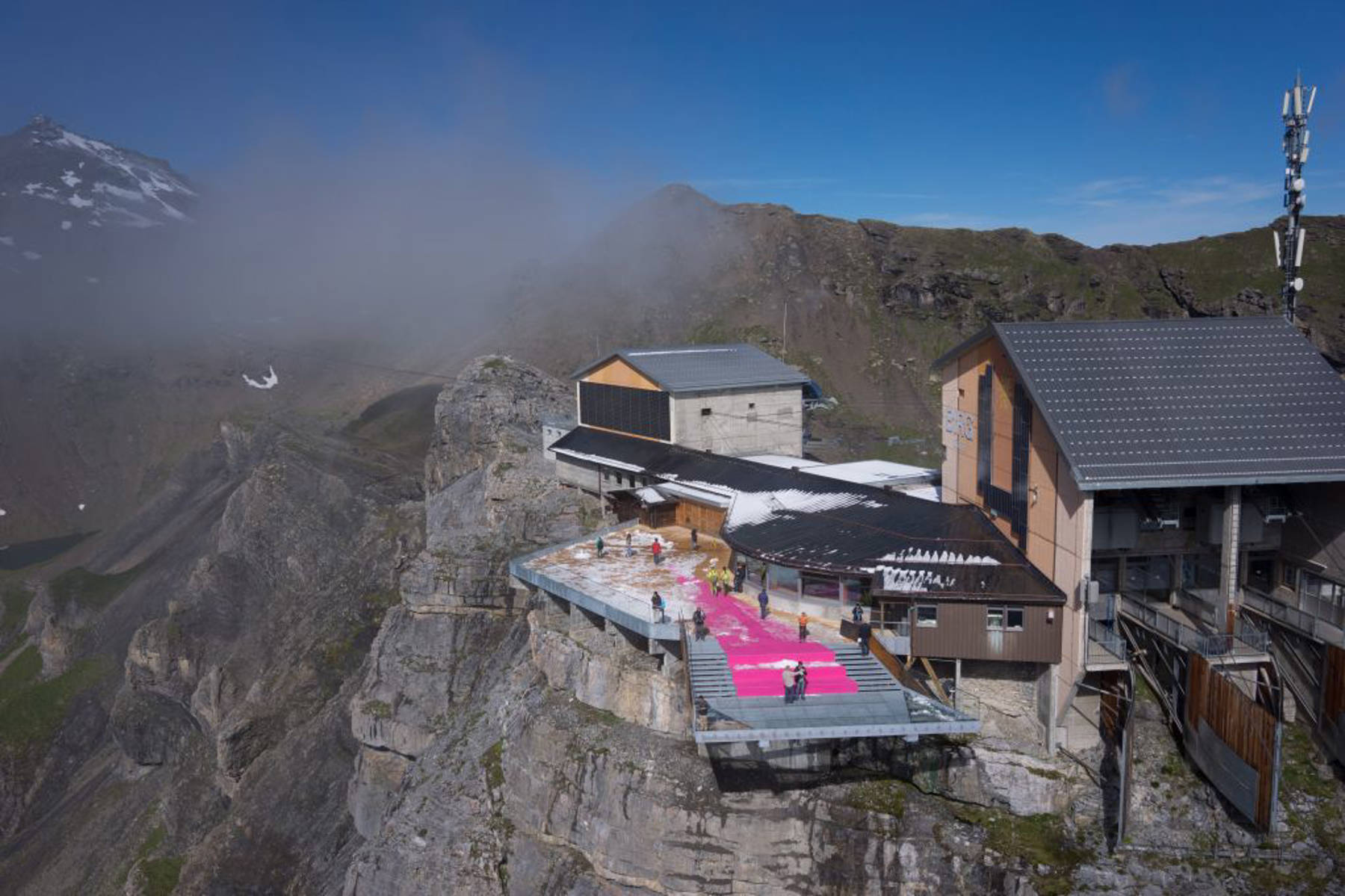Aussichtsplattform Birg am Schilthorn mit Glasgeländer