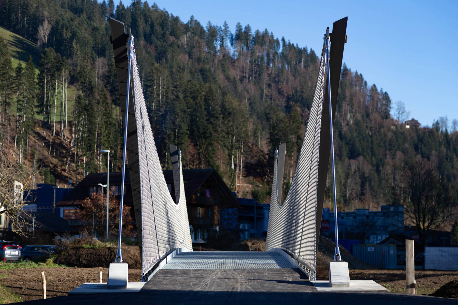 Stahlbrücke Webnet Gitterroste Bern Thun Interlaken Berner Oberland von Niederhäusern AG Metall- und Stahlbau Vonag